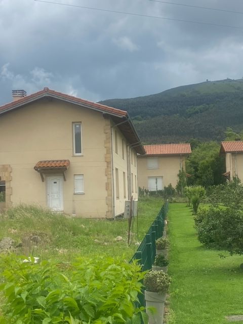 Obra paralizada en Argomilla de Cayón